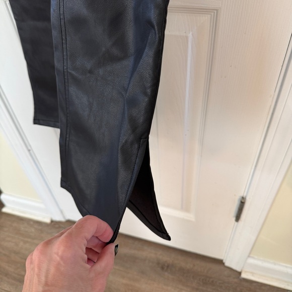 We The Free Faux Leather Pants Black High Rise Straight Leg Size 28 Fits 26 - Picture 7 of 15